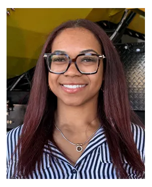 Deshayna Shakes, Assistant Controller at Hog
